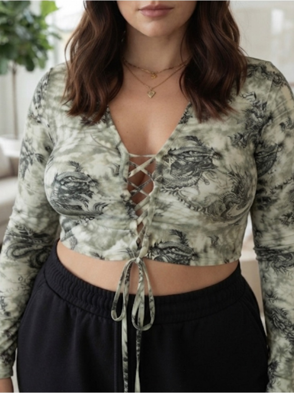 NWT Lace Up Dragon Crop Top - 3X